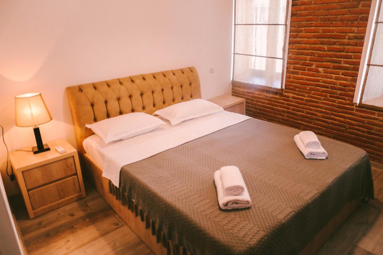 Old Chache House Hotell Telavi Exteriör bild